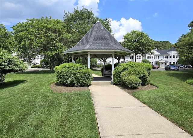 8 Country View Ln, Middle Island, NY 11953 - surrounding community featuring a gazebo and a yard