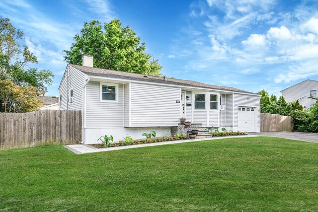 1402 Wave Ave, Medford, NY 11763 - photo 2