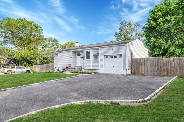1402 Wave Ave, Medford, NY 11763 - photo 3