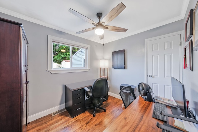 1402 Wave Ave, Medford, NY 11763 - photo 17