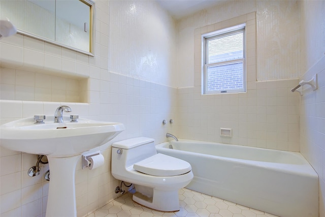 8507 Union Tpke, Glendale, NY 11385 - full bathroom featuring tile walls and tile patterned flooring