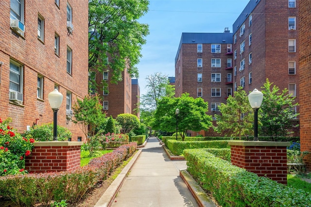 105-25 67th Rd Unit 5G, Forest Hills, NY 11375 - view of property's community