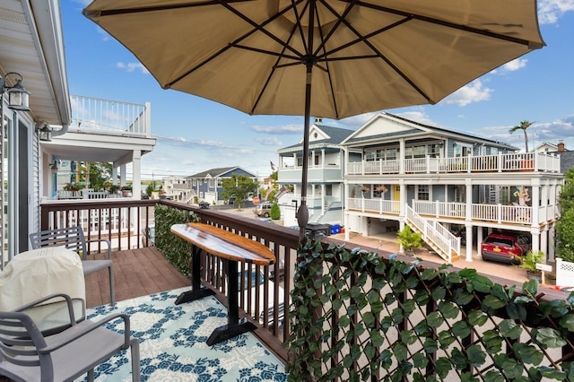 101 Connecticut Ave, Long Beach, NY 11561 - view of wooden terrace