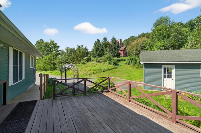 81 Hambletonian Rd, Chester, NY 10918 - wooden terrace with a yard