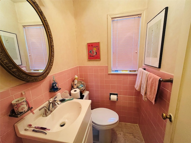 144-11 Newport Ave, Belle Harbor, NY 11694 - photo 4