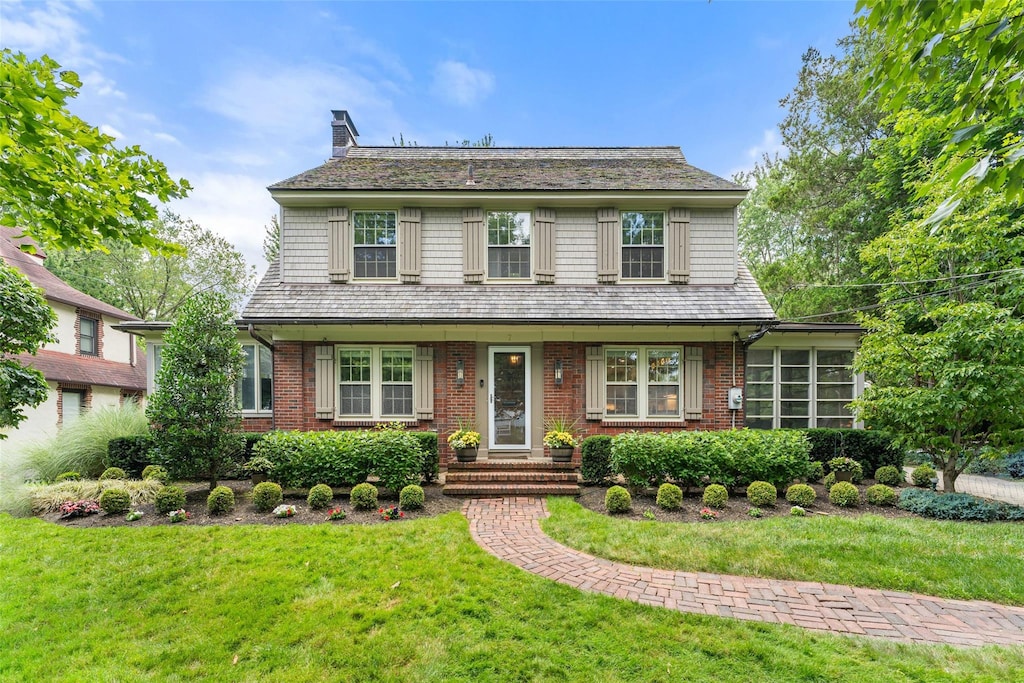7 Murchison Pl, White Plains, NY 10605 - photo 1