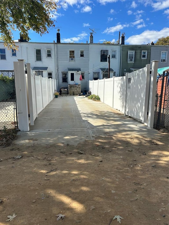 118-29 152nd St, Jamaica, NY 11434 - photo 6
