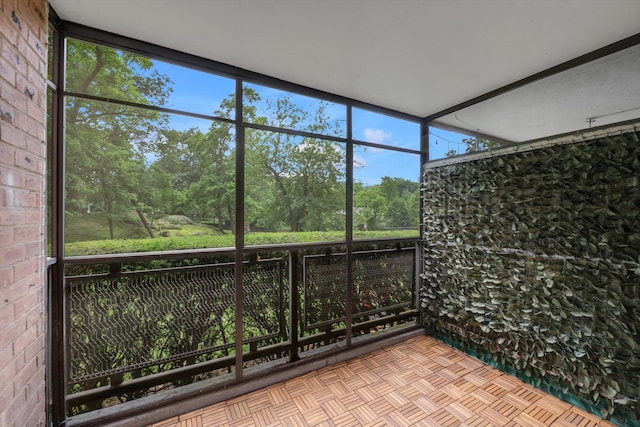 4705 Henry Hudson Pkwy W Unit 1J, Bronx, NY 10471 - unfurnished sunroom featuring healthy amount of natural light