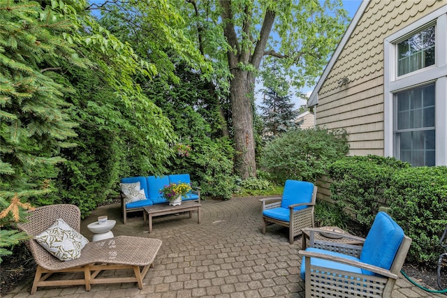 550 Nassau Blvd, West Hempstead, NY 11552 - view of patio featuring an outdoor hangout area