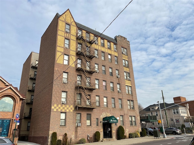 15517 Sanford Ave Unit 2E, Flushing, NY 11355 - photo 1