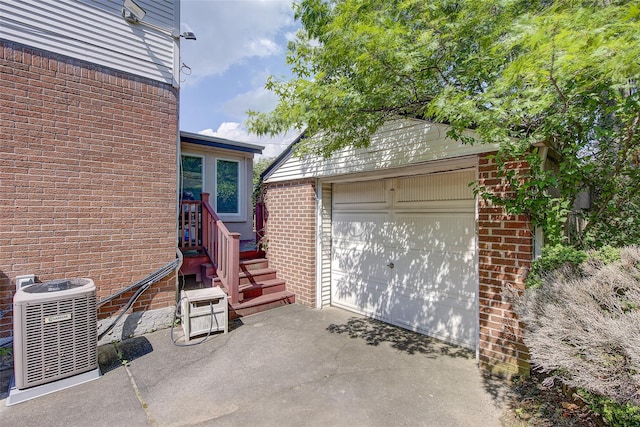 7015 170th St, Fresh Meadows, NY 11365 - garage featuring driveway