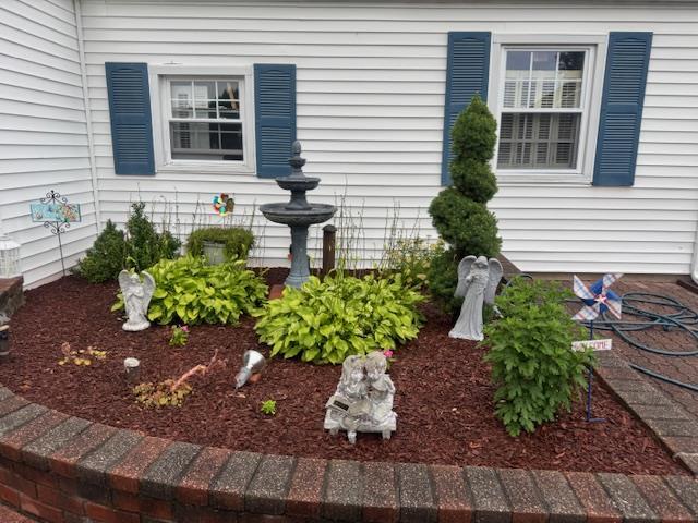 59 Hill Ln, Levittown, NY 11756 - photo 3