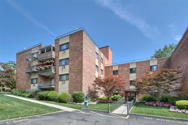 115 Dehaven Dr Unit 214, Yonkers, NY 10703 - view of apartment building / complex