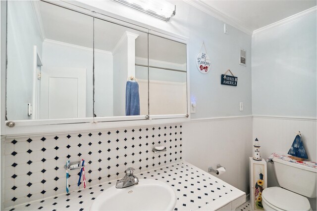 2500 Mermaid Ave, Wantagh, NY 11793 - photo 11