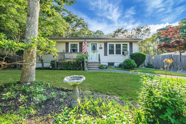 172 Van Buren St, Mastic, NY 11950 - photo 4