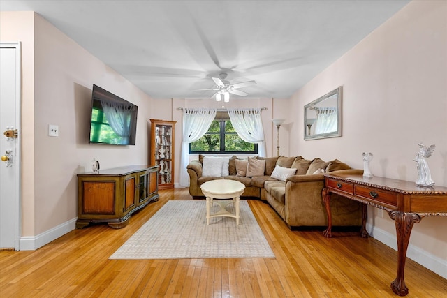 80-11 Shore Pkwy Unit 1L, Howard Beach, NY 11414 - photo 2