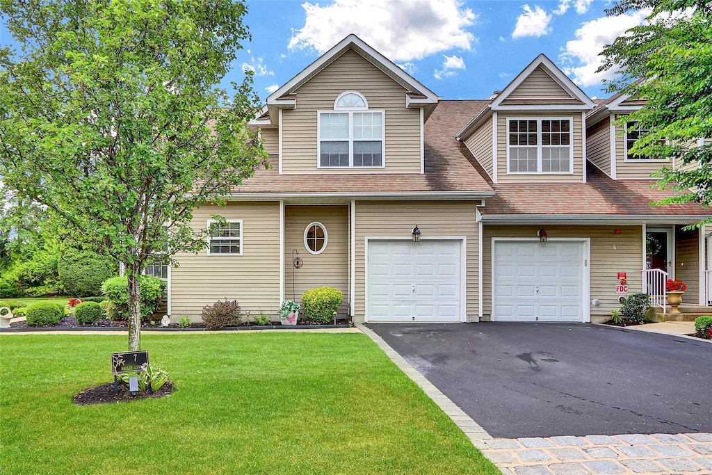 7 Halley Ln, Miller Place, NY 11764 - photo 1