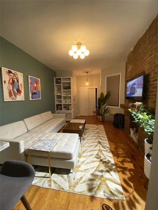 344 E 87th St Unit 3C, New York Manhattan, NY 10128 - living room with wood finished floors