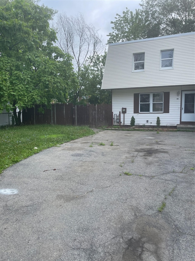 38 Sheffield Dr, Middletown, NY 10940 - view of home's exterior