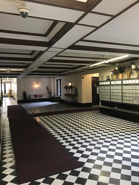 2925 Matthews Ave Unit 5F, Bronx, NY 10467 - view of garage
