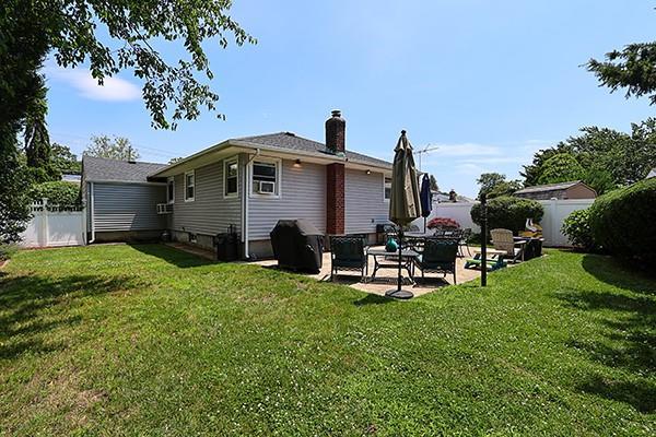 1266 Oakfield Ave, Wantagh, NY 11793 - photo 16