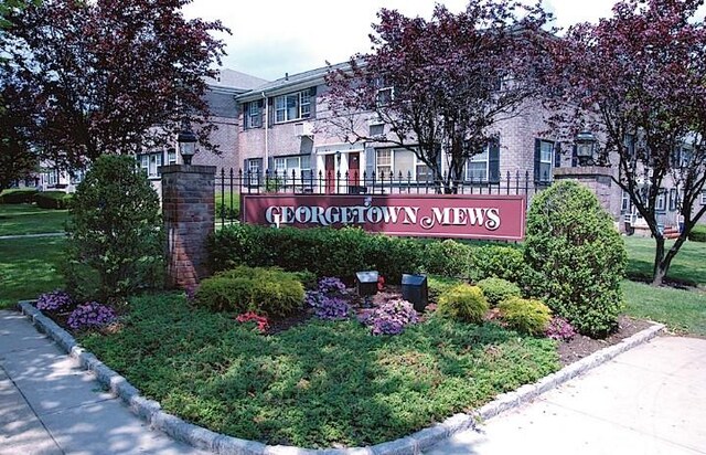 150-62 Melbourne Ave Unit 261B, Flushing, NY 11367 - photo 3