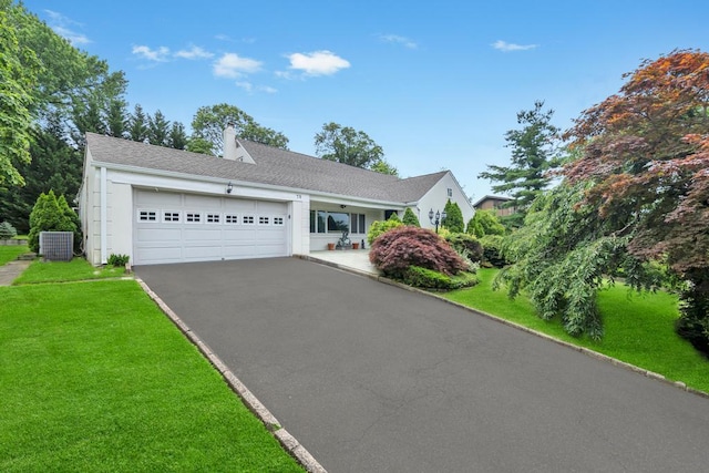75 Greenleaf Hl, Great Neck, NY 11023 - photo 2