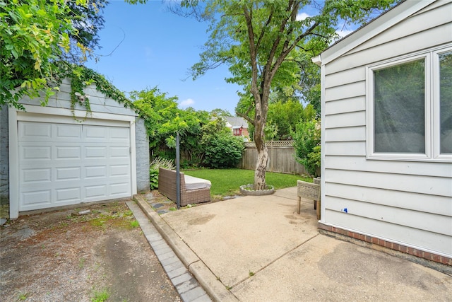 1644 Kenneth Ave, Baldwin, NY 11510 - detached garage with driveway