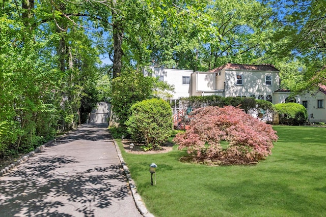 23 Burbury Ln, Great Neck, NY 11023 - photo 29