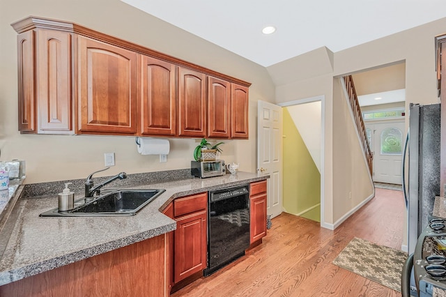 52 Mantack Path, Kings Park, NY 11754 - kitchen with dishwasher, light wood-style flooring, freestanding refrigerator, recessed lighting, and range