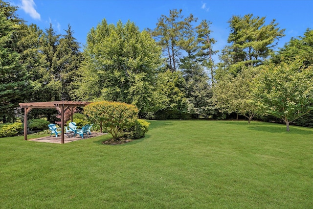 9 Bittersweet Ln, Glen Cove, NY 11542 - view of green lawn featuring a pergola and a patio