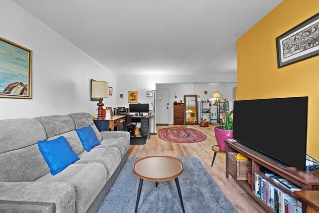 33-05 92nd St Unit 4B, Jackson Heights, NY 11372 - photo 6