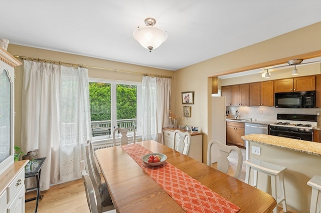 1122 Scott Dr, Valley Stream, NY 11580 - photo 7