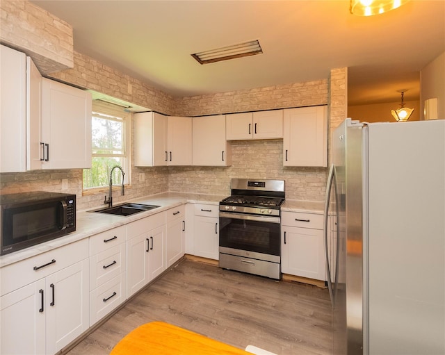 17 Hillside Pl, Fallsburg, NY 12779 - photo 5