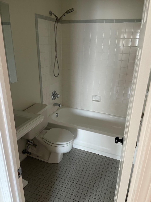 3220 Fairfield Ave Unit 6D, Bronx, NY 10463 - full bath featuring tub / shower combination and tile patterned flooring