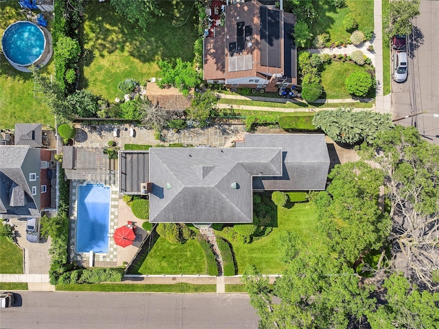 107 California Ave, Freeport, NY 11520 - bird's eye view of a pool