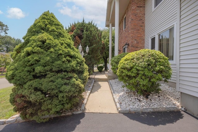71 Jolliffe Ave, Congers, NY 10920 - photo 18