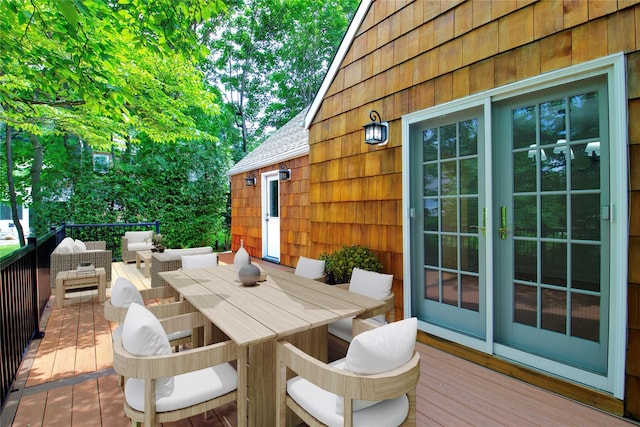 153 Park Ave, Manhasset, NY 11030 - wooden deck with an outdoor hangout area and outdoor dining area