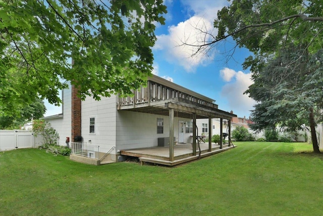 7 Albergo Ln, Syosset, NY 11791 - rear view of property with a wooden deck and a fenced backyard