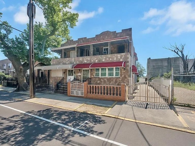 654 Schenck Ave, Brooklyn, NY 11207 - photo 2
