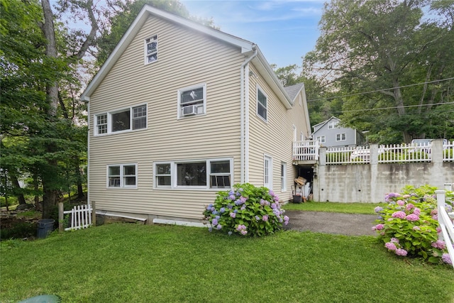 126 Tanglewylde Rd, Lake Peekskill, NY 10537 - back of house