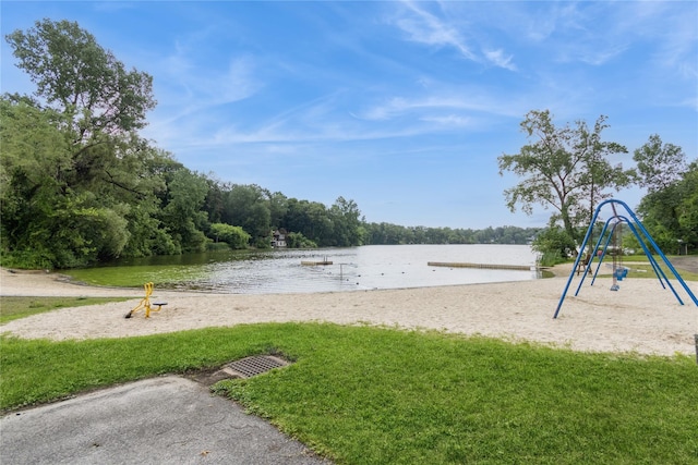 126 Tanglewylde Rd, Lake Peekskill, NY 10537 - water view