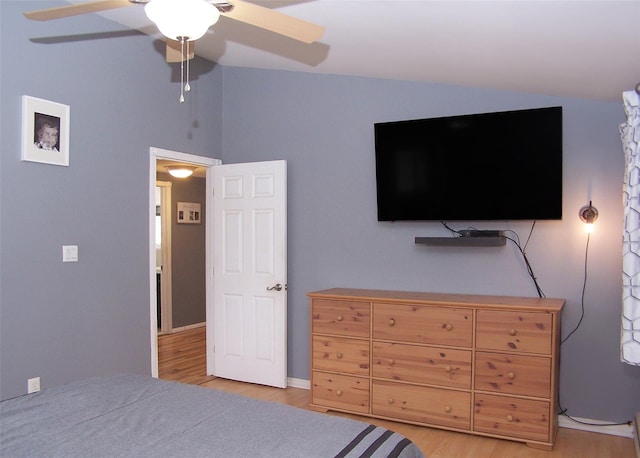 5 Windham Ln, Ronkonkoma, NY 11779 - bedroom featuring light wood-style floors, ceiling fan, and vaulted ceiling