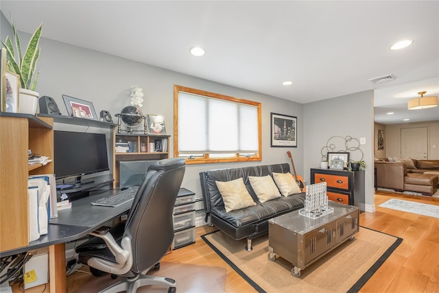 12 Dover Ln, Old Bethpage, NY 11804 - photo 17