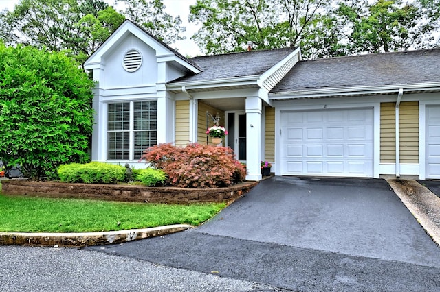 8 Kismet Ct, Ridge, NY 11961 - photo 2
