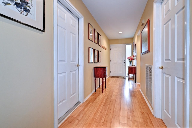 8 Kismet Ct, Ridge, NY 11961 - photo 3