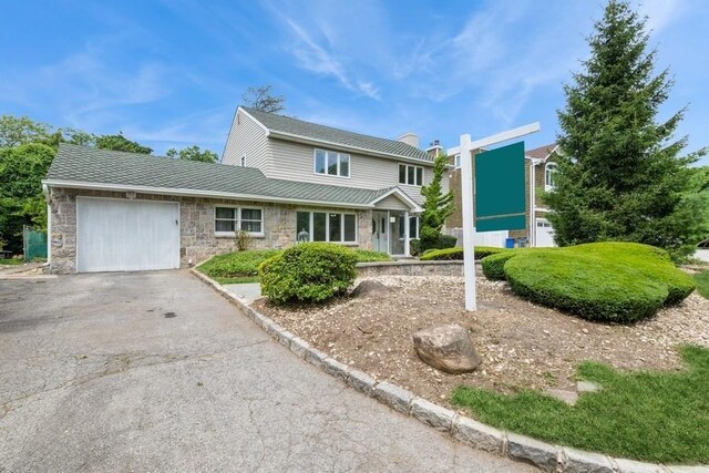 1554 Hewlett Heath Rd, Hewlett, NY 11557 - photo 3