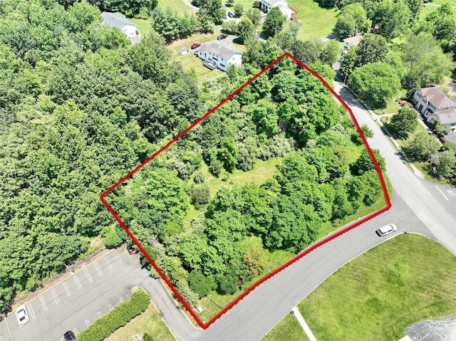 10 Fosse Ct, Airmont, NY 10952