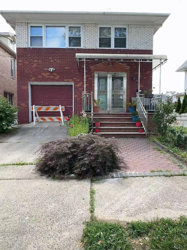 8560 261st St, Floral Park, NY 11001 - photo 2