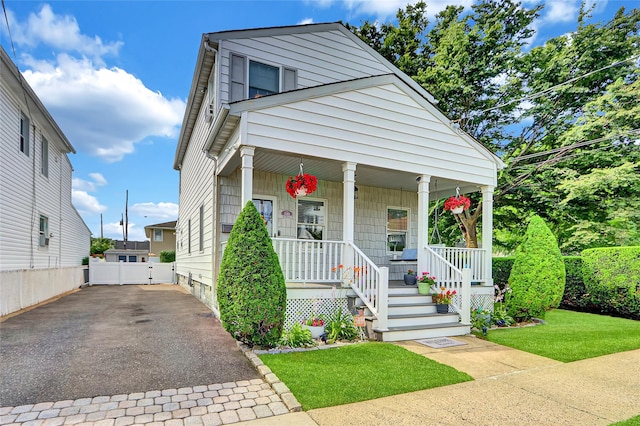 230 Mineola Ave, Carle Place, NY 11514 - photo 1